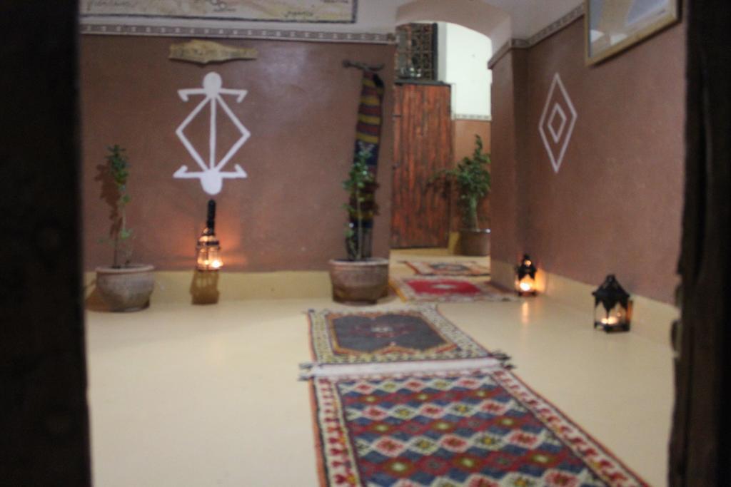 Hotel Kasbah Ben Ali à El Kelaa des M'gouna Extérieur photo