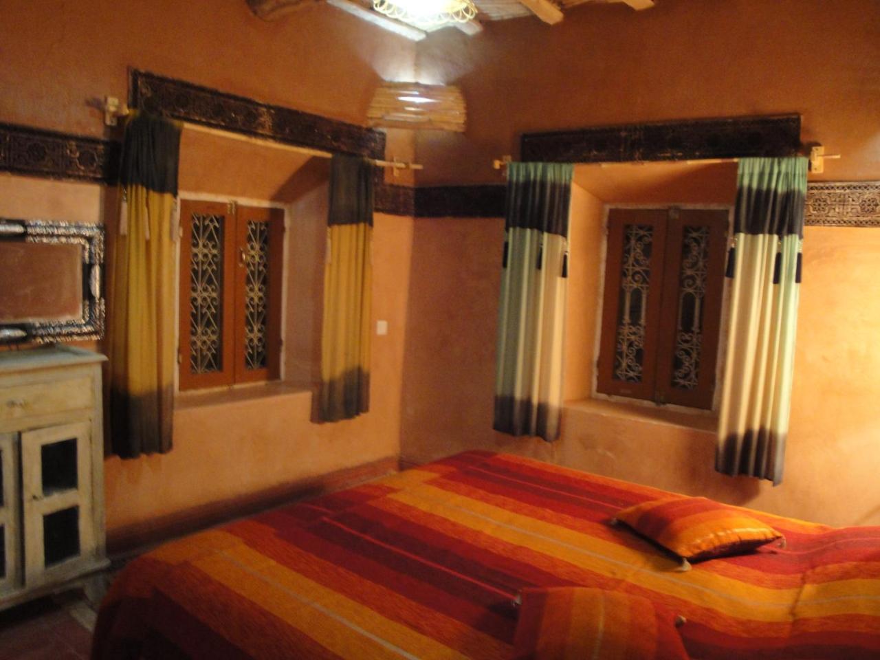 Hotel Kasbah Ben Ali à El Kelaa des M'gouna Extérieur photo